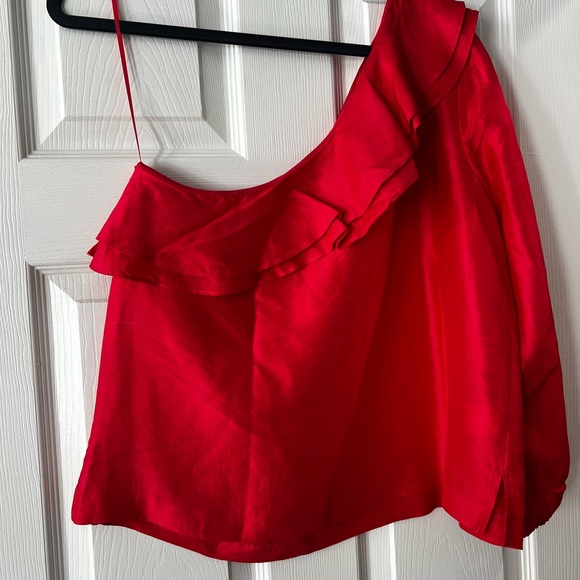 One -Sleeve Blouse - Picture 2 of 2